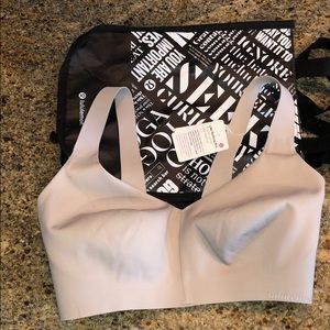 🍋 NWT Lululemon Like Nothing Bra 32E 🍋
